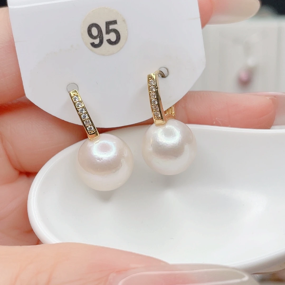 合金淡水珍珠吊坠(赠链)