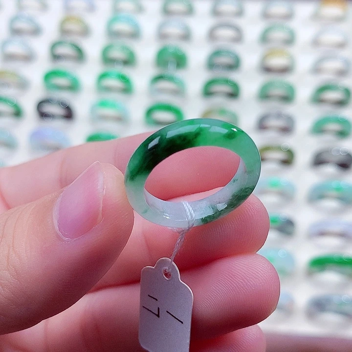 翡翠未镶嵌戒指17号