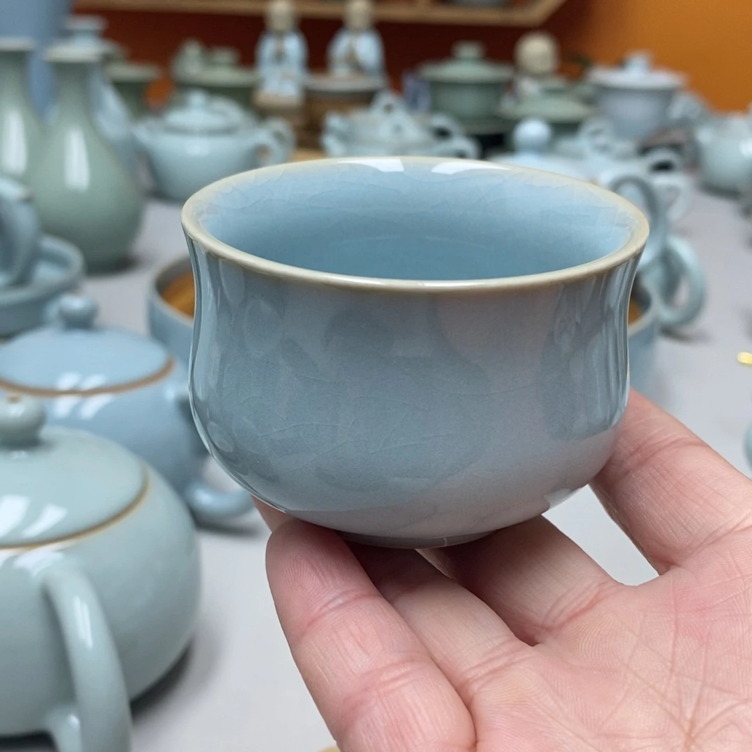 支钉元宝杯带礼盒，