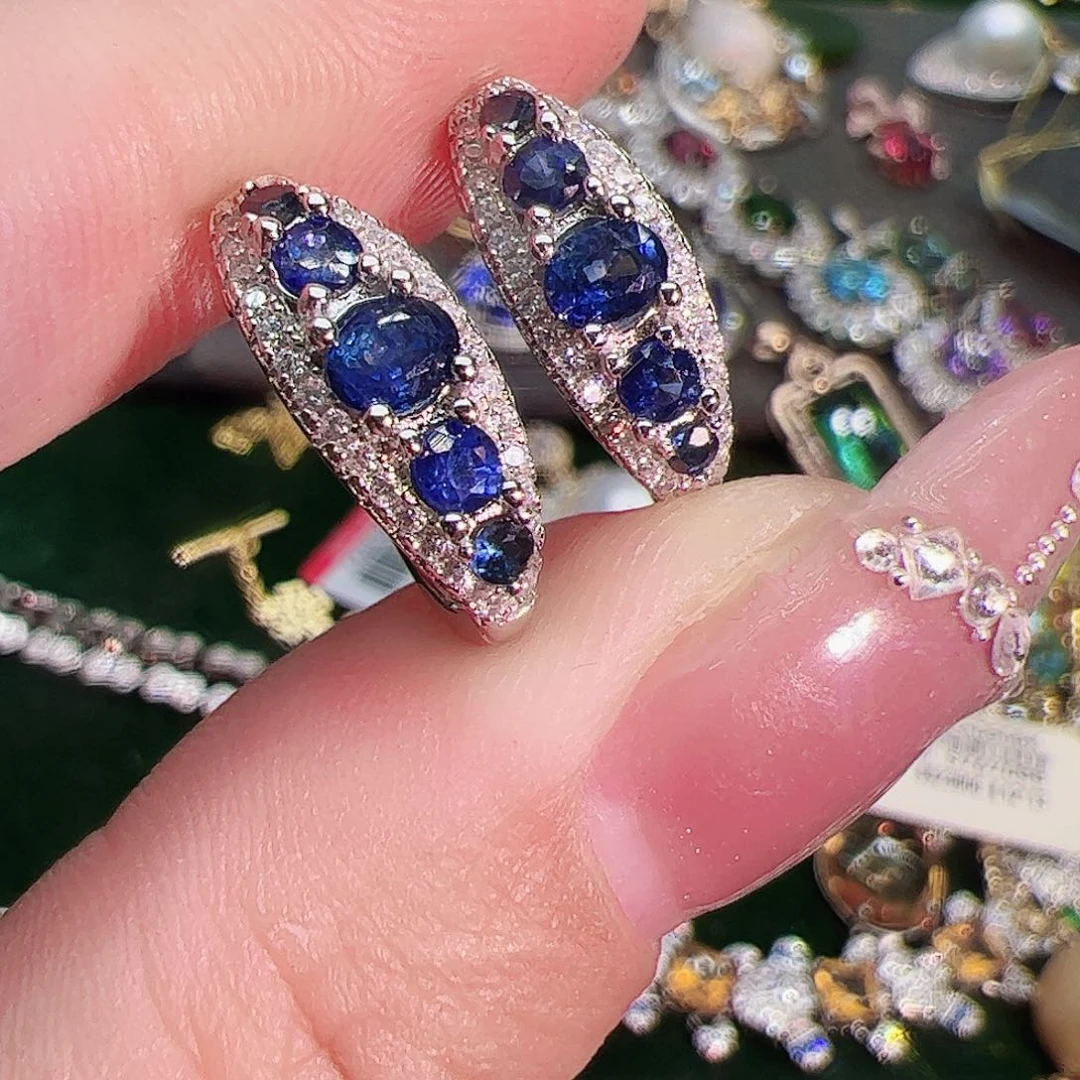 蓝宝石耳钉银S925镶嵌