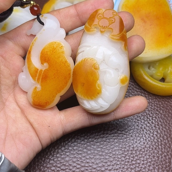 和田玉颈饰未镶嵌杨**航