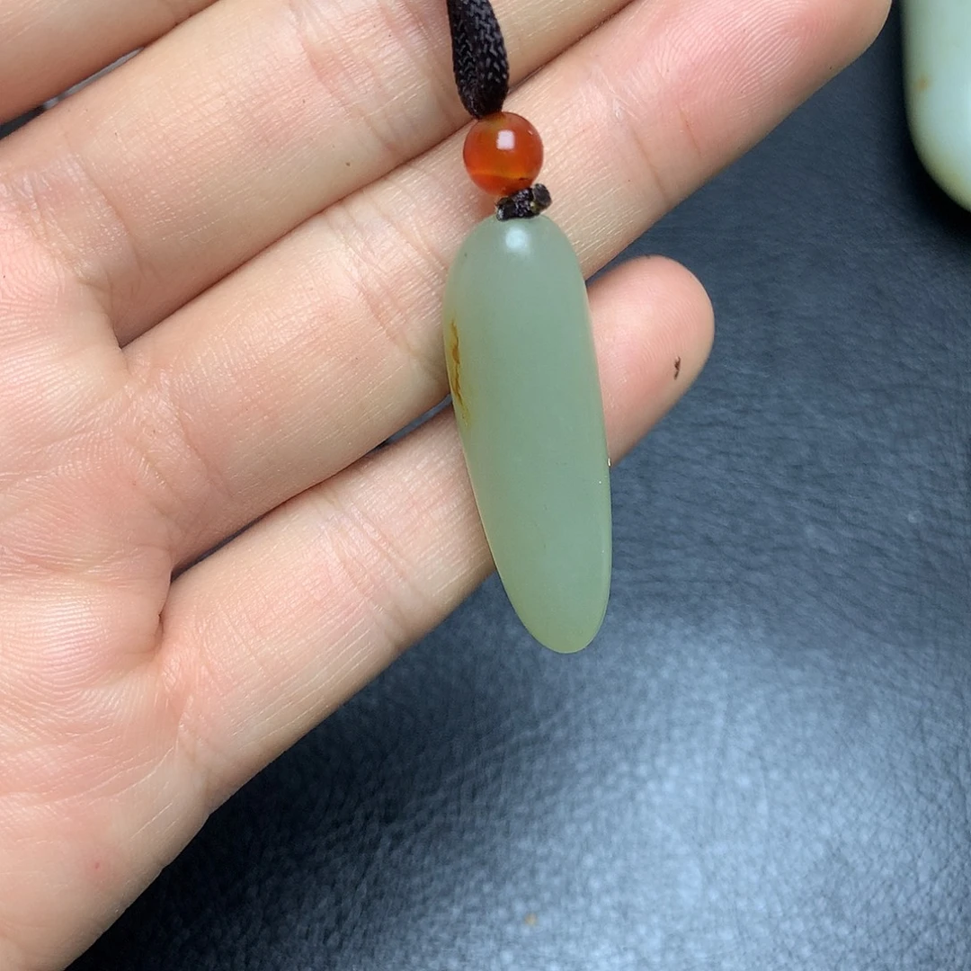 和田玉（糖玉）未镶嵌挂件