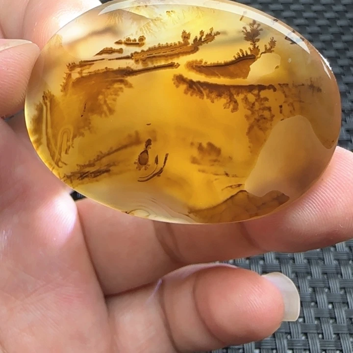 龍***龍玛瑙/玉髓颈饰未镶嵌