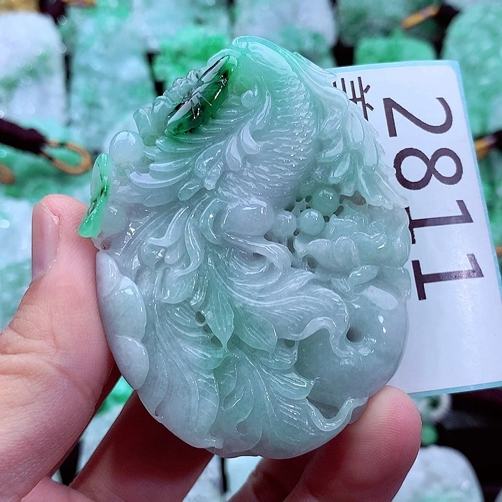 吊坠(不含链)未镶嵌翡翠
