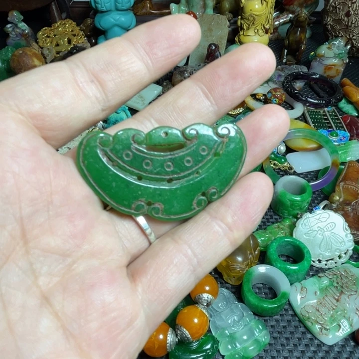 璀***璨滴血莲花菩提吊坠