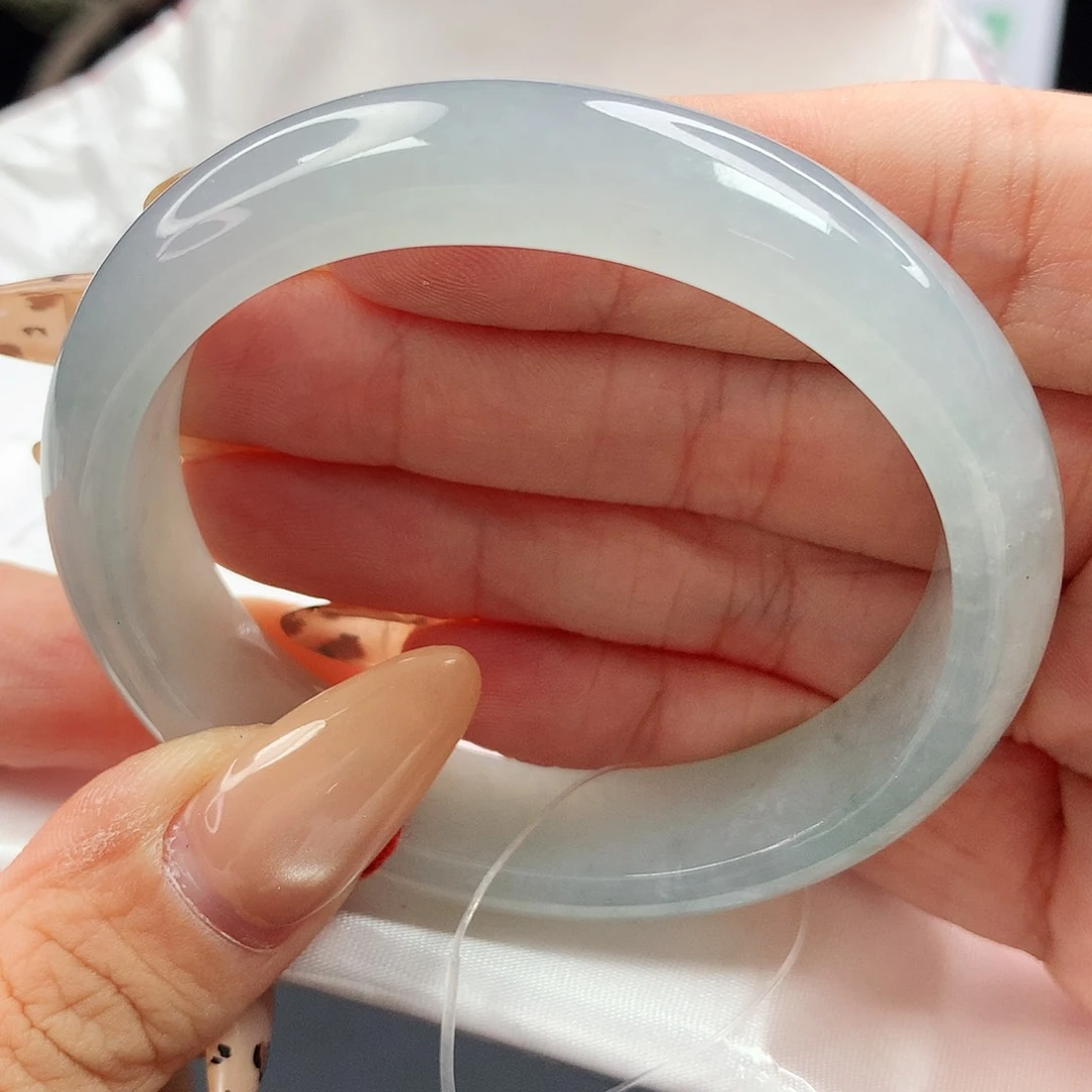 未镶嵌手镯（贵妃镯）翡翠43