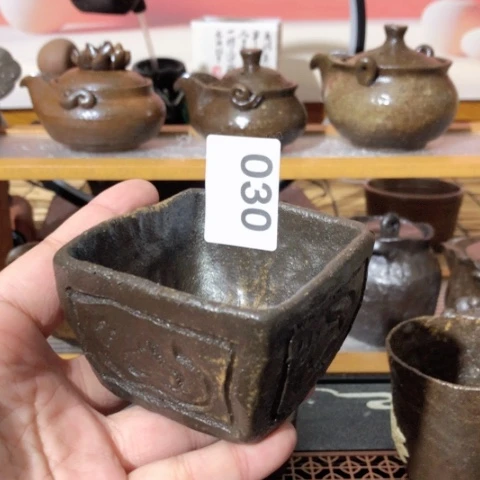 木有一点点的小姐姐