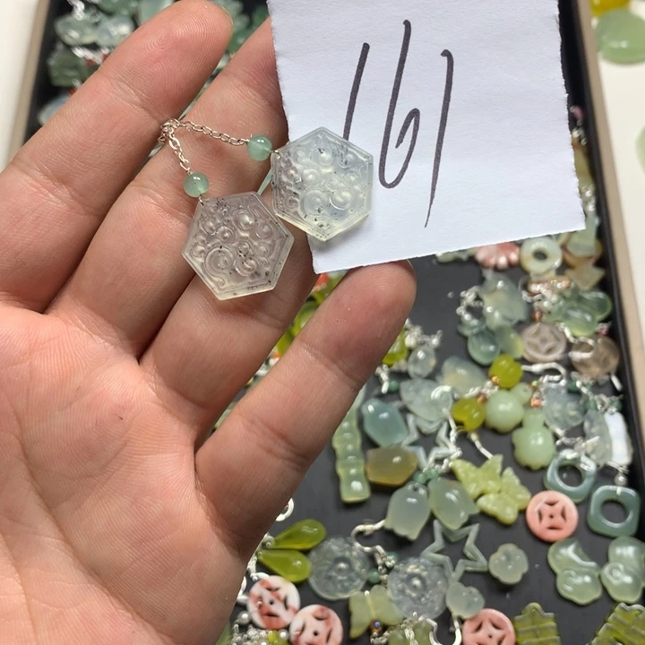 深***啡蛇纹石玉合金耳钉