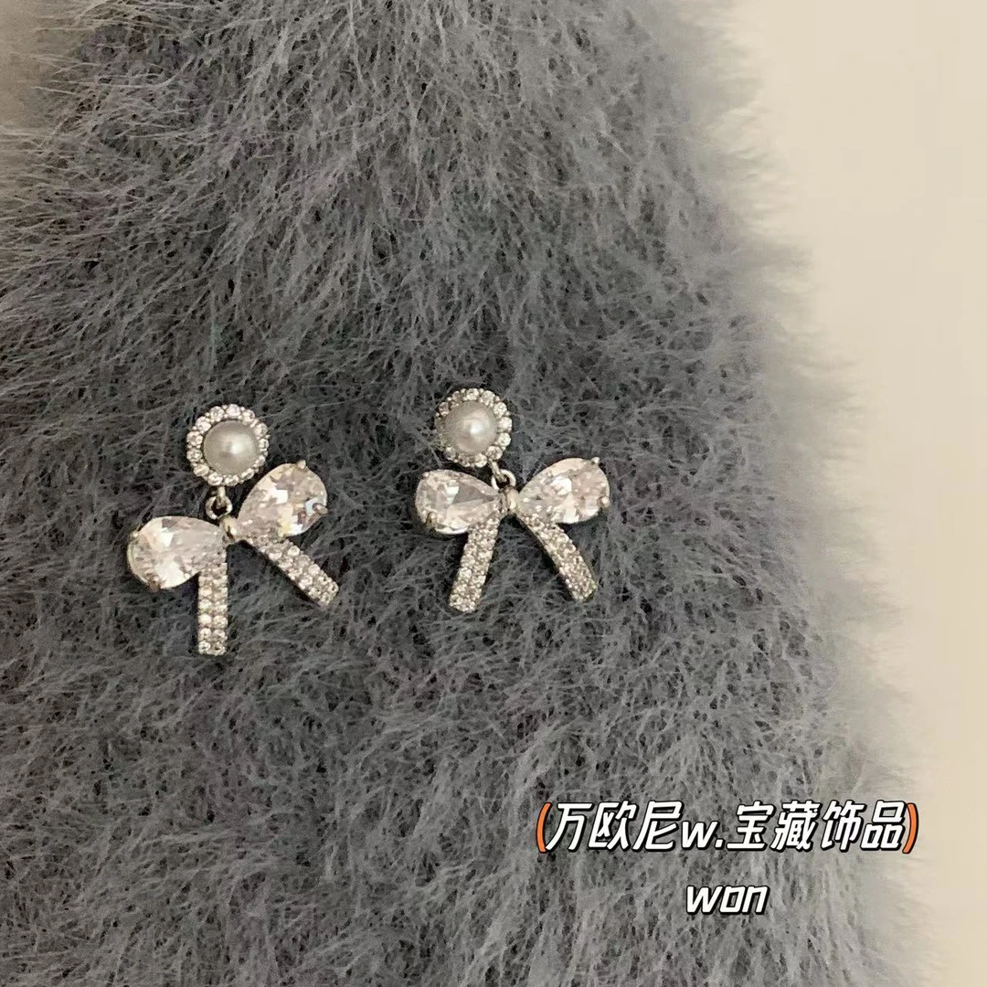 CHANGE x 小隆包耳饰 轻奢时尚精致 弧E117