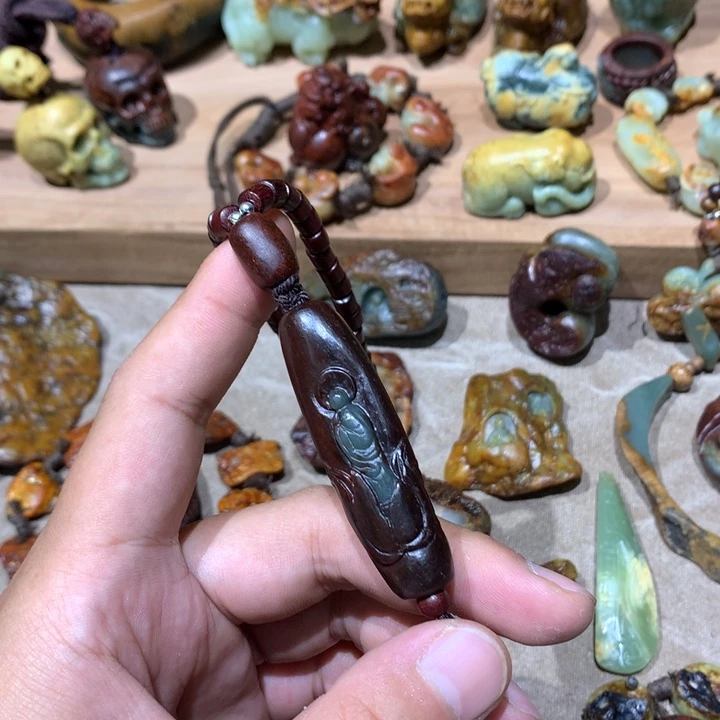 未镶嵌岫岩河磨玉（透闪石质玉）挂件?***?