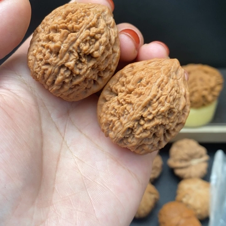 文玩核桃吊坠大蒜头