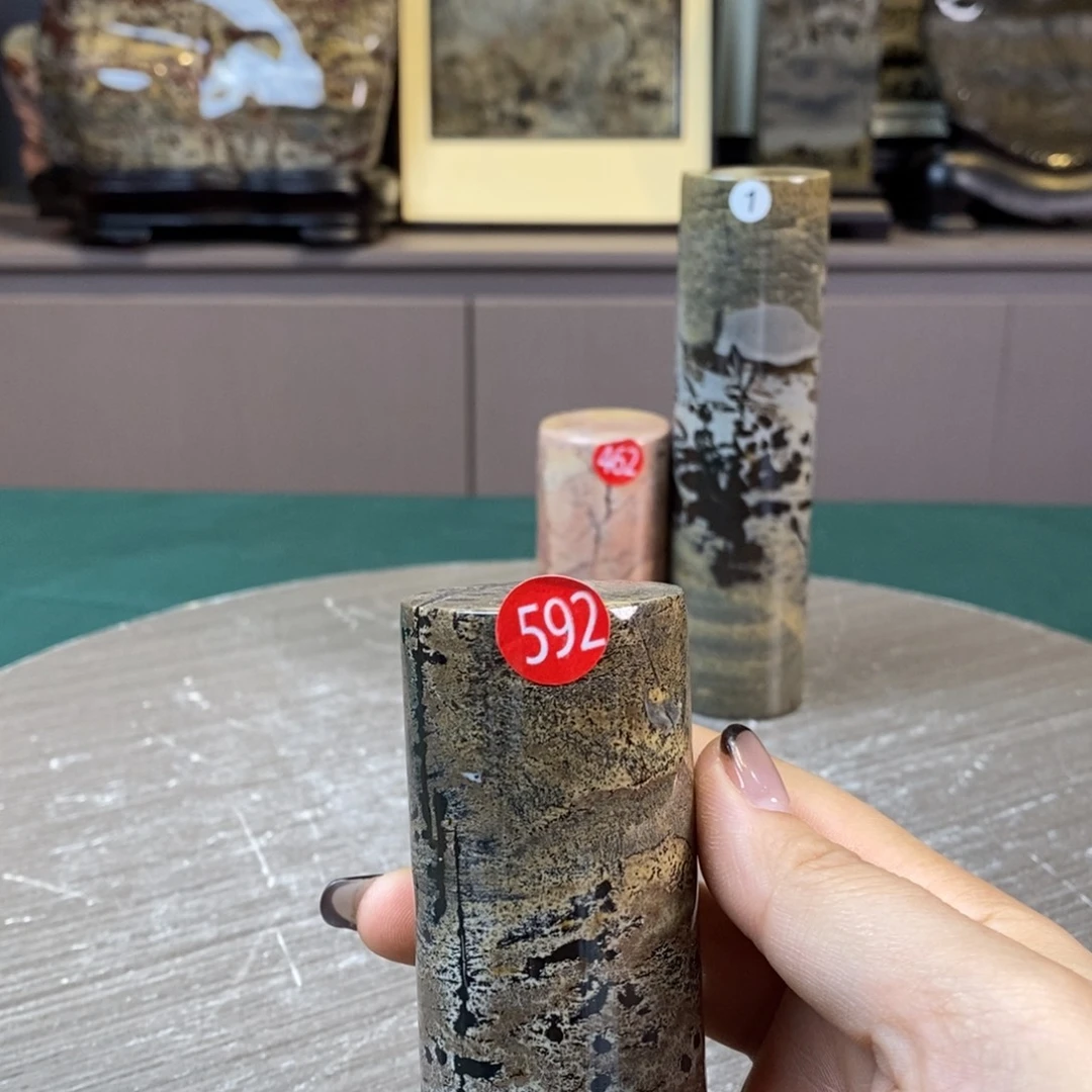 石材广西国画石草花石