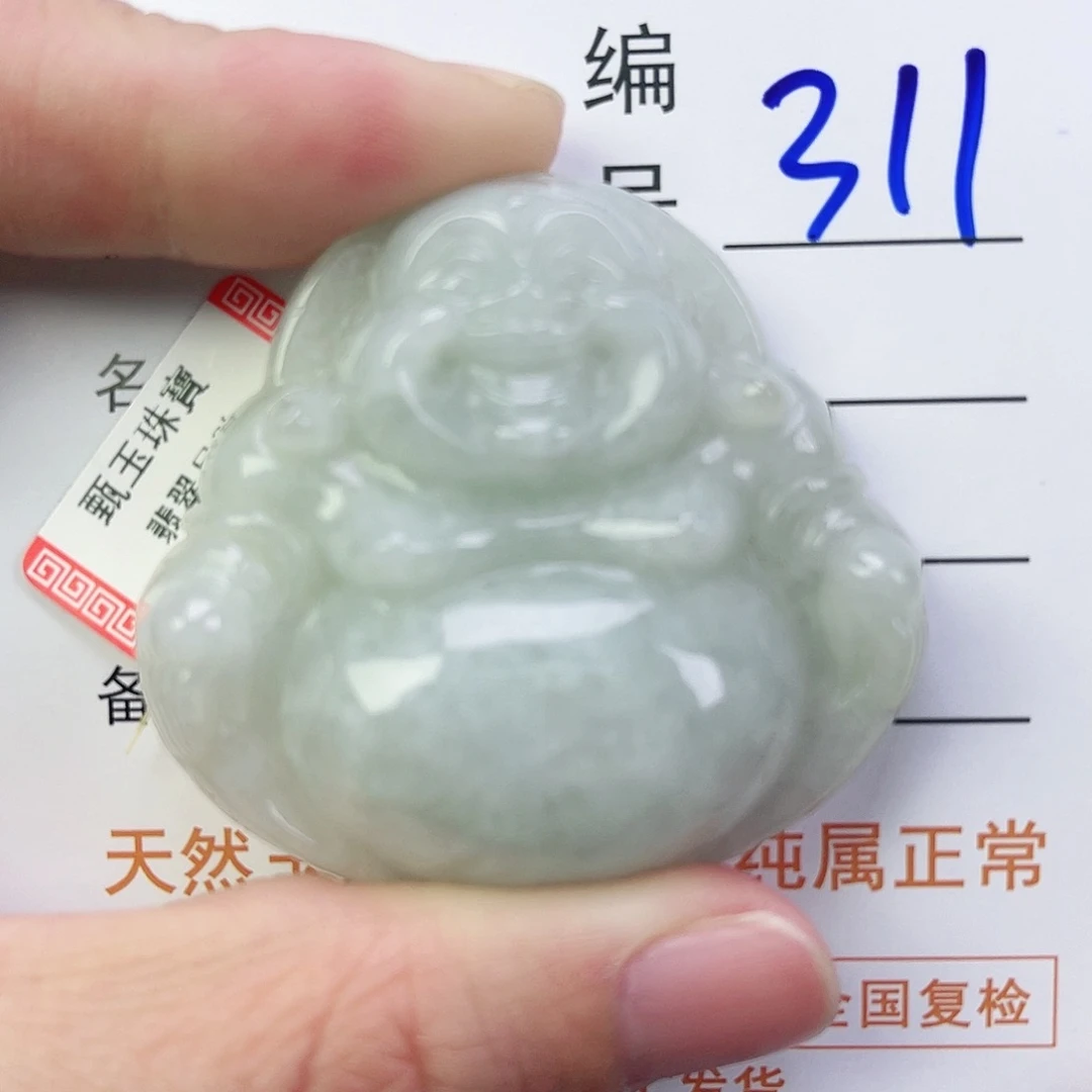翡翠颈饰未镶嵌佛公