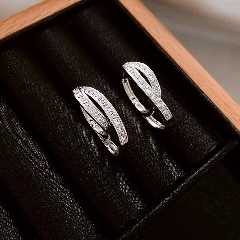 铜合金锆石耳饰 锆石耳钉轻奢耳环2025新款爆款高级感小众耳饰