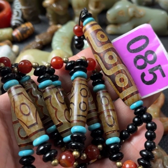 玛瑙/玉髓颈饰合金