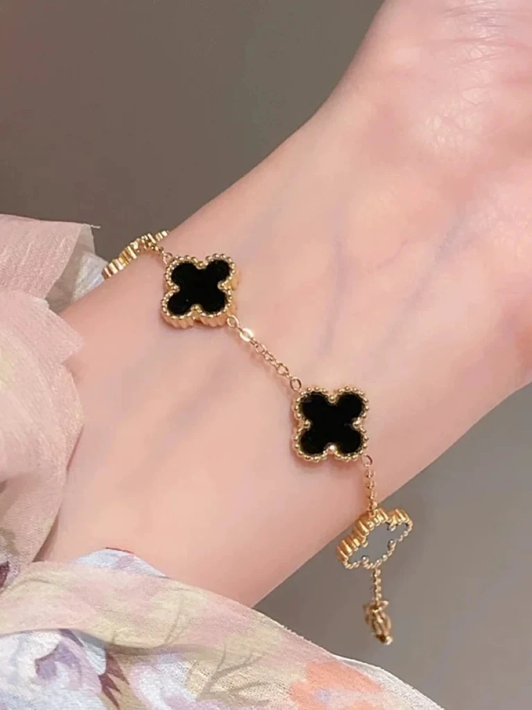 钛钢手链 欧美小众简约幸运五花四叶草手链不掉色时尚个性百搭