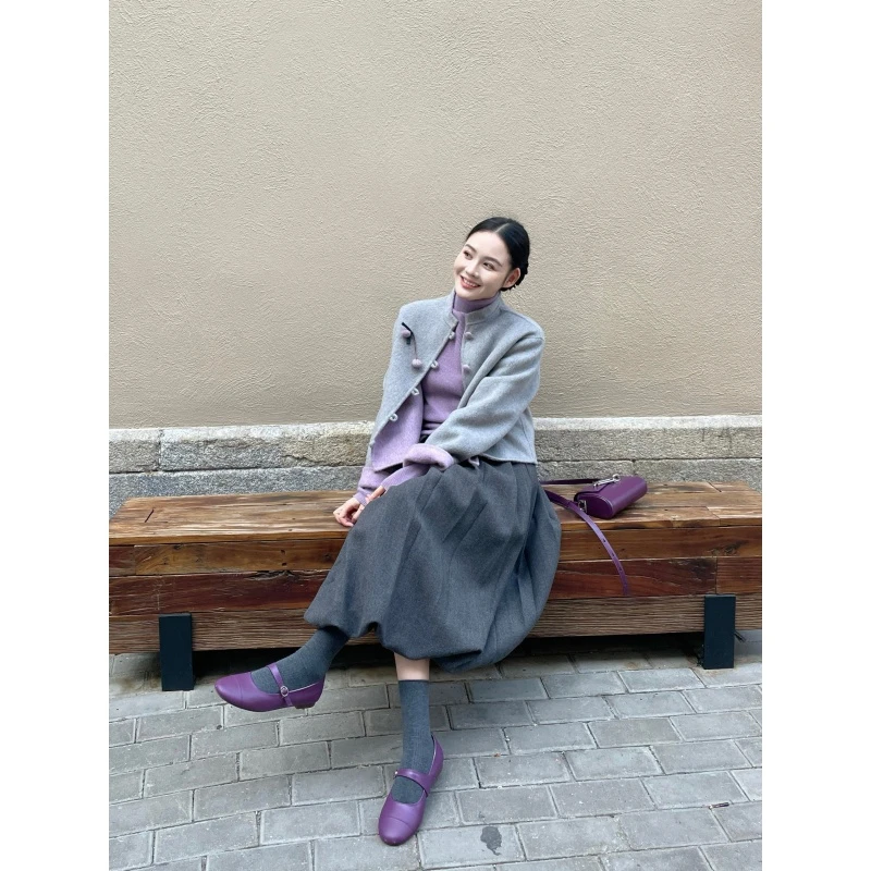 MARIE.COCO新款复古感高领打底衫叠穿毛呢外套百搭半身裙气质套装