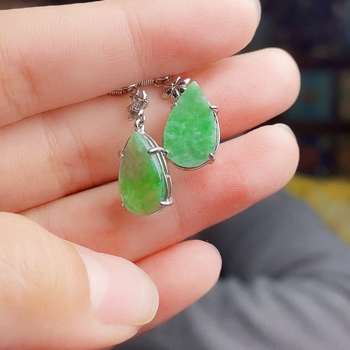 翡翠银S925镶嵌颈饰多样性