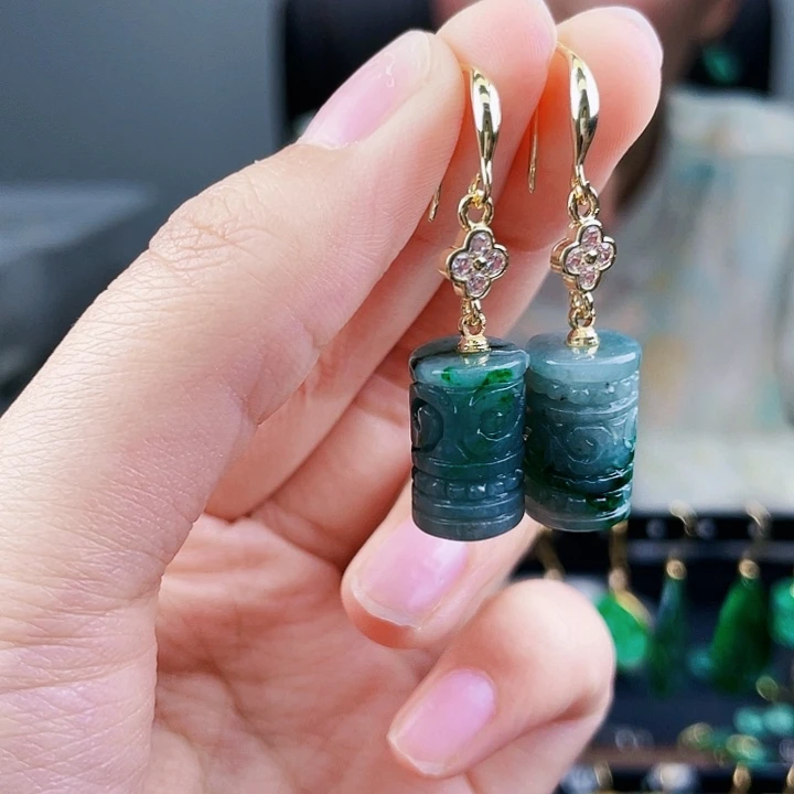 翡翠耳饰未镶嵌饰品