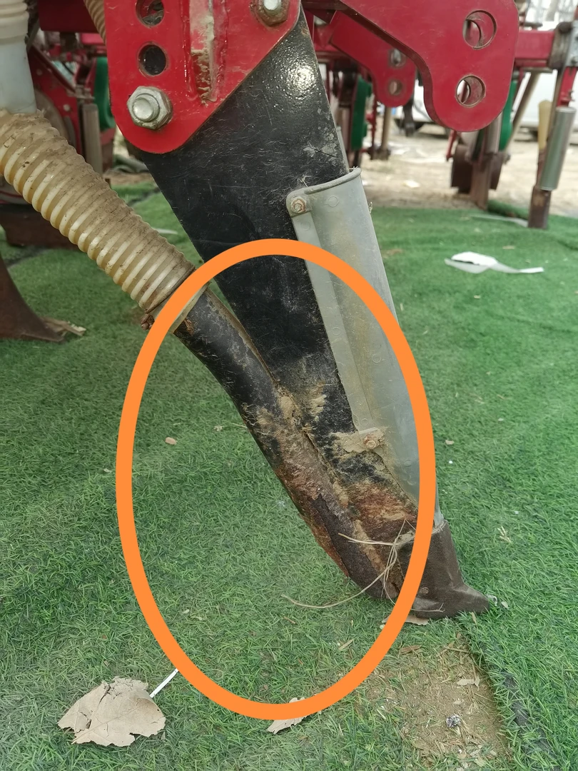施肥管《铁》下肥管农哈哈防爆腿下肥管农机配件重型开沟器配件