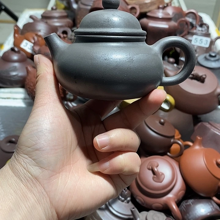 紫砂茶壶微瑕微笑