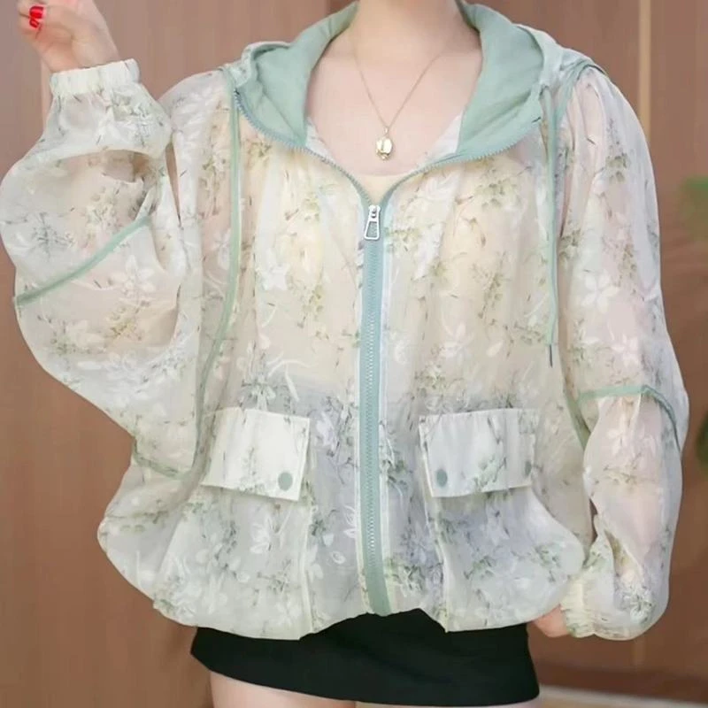 夏季防晒衣女外穿空调衫2025新款洋气超薄防紫外线短款外套上衣潮
