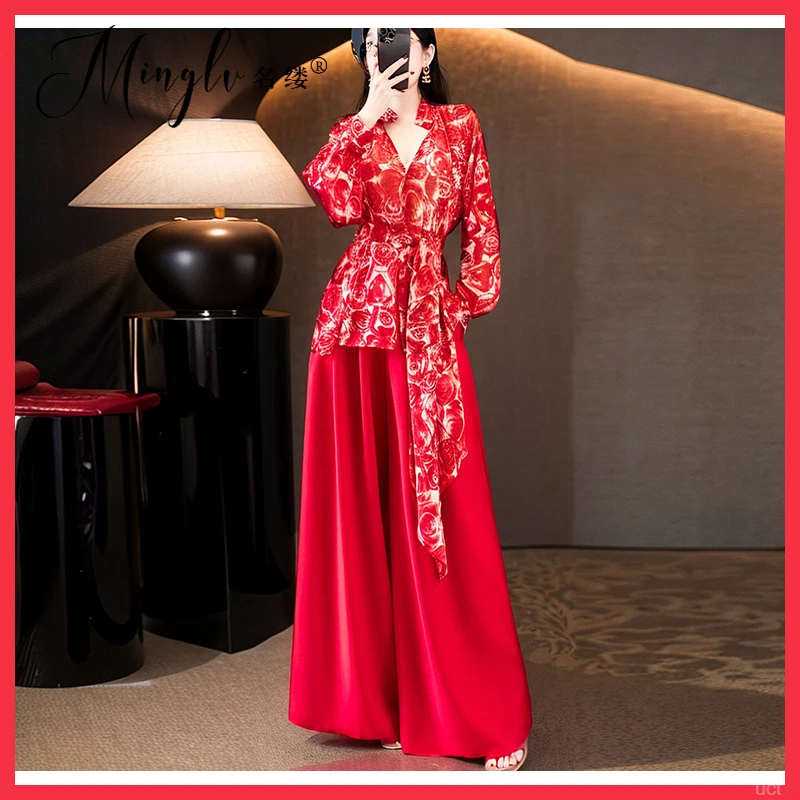 韩系显瘦碎花衬衫2025年秋穿搭阔腿裤两件套装氛围感红色灯笼袖