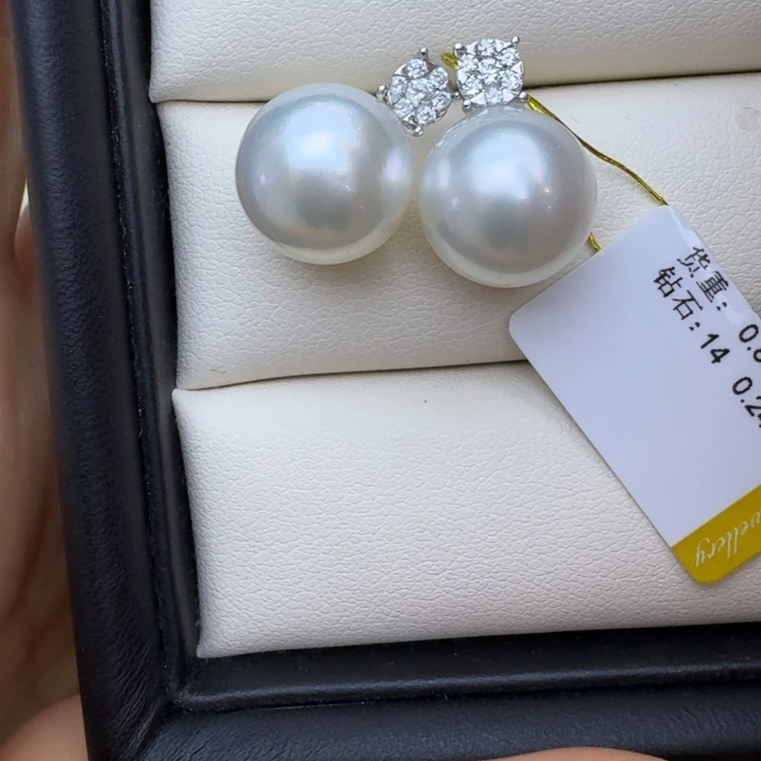 海水珍珠耳饰18K金镶嵌