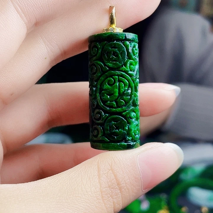 翡翠银S925镶嵌颈饰多样性