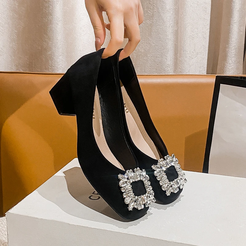 法式水钻绒面高跟鞋女春秋新款气质粗跟晚晚鞋仙女风配裙子伴娘鞋