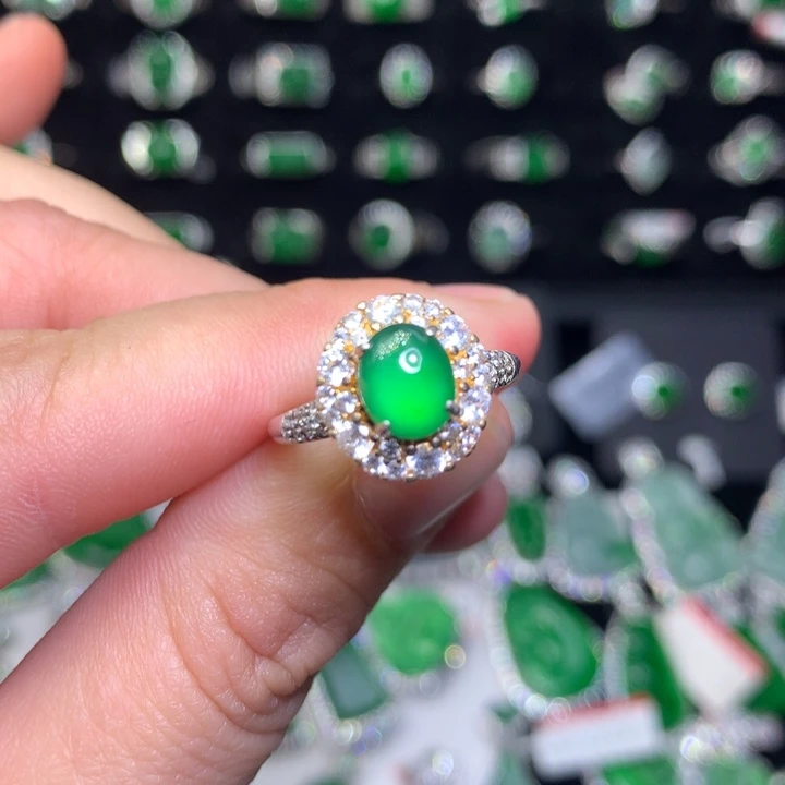 【闪购商品】翡翠颈饰银S925镶嵌天然翡翠