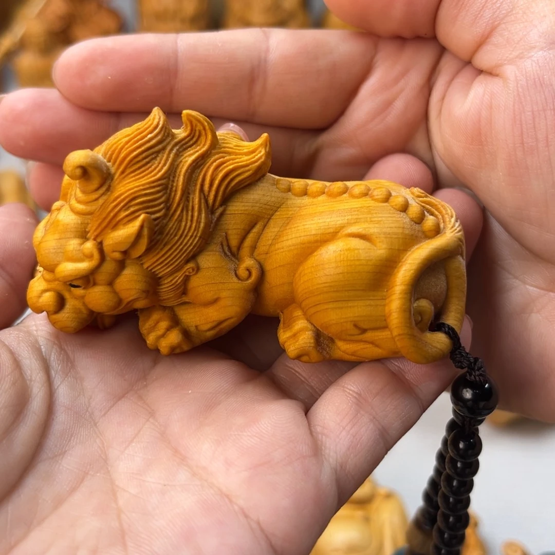 我****柏木（崖柏）精雕貔貅