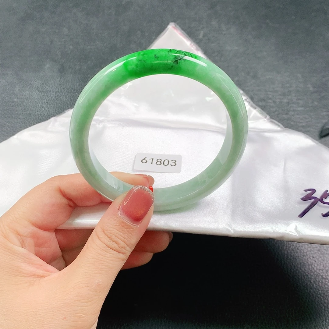 翡翠未镶嵌手镯03