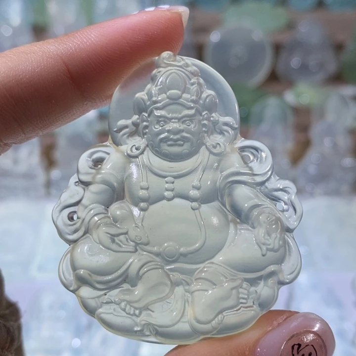 岫玉未镶嵌颈饰吊坠