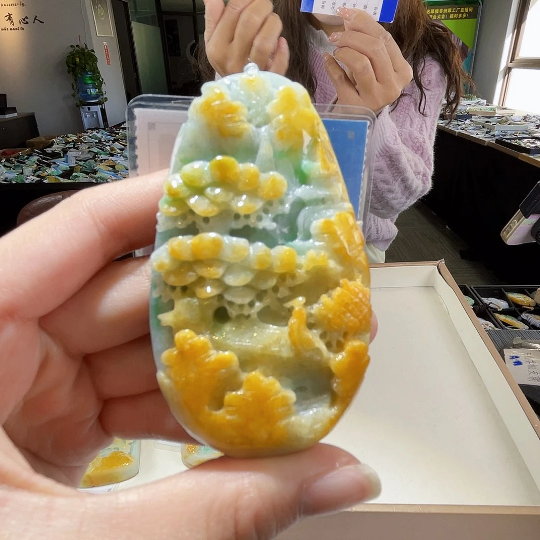 颈饰未镶嵌翡翠翡翠