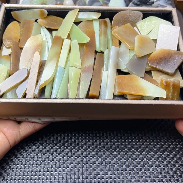 未镶嵌和田玉（糖玉）珠宝半成品