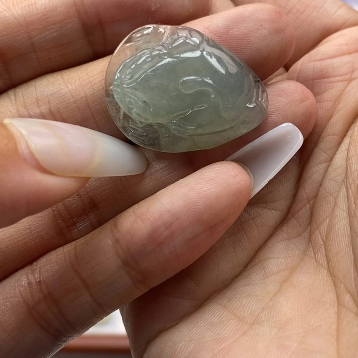 翡翠未镶嵌吊坠(不含链)冰**雨B83