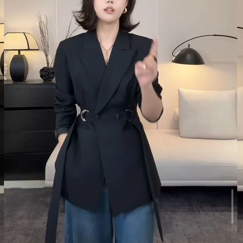 设计感黑色西装外套女收腰2025春秋气质时尚腰间绑带休闲西服上衣