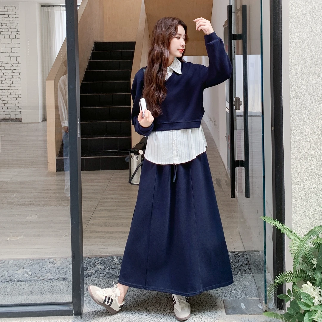 藏青色韩系减龄休闲卫衣套装裙女2025秋新款条纹衬衫半身裙三件套