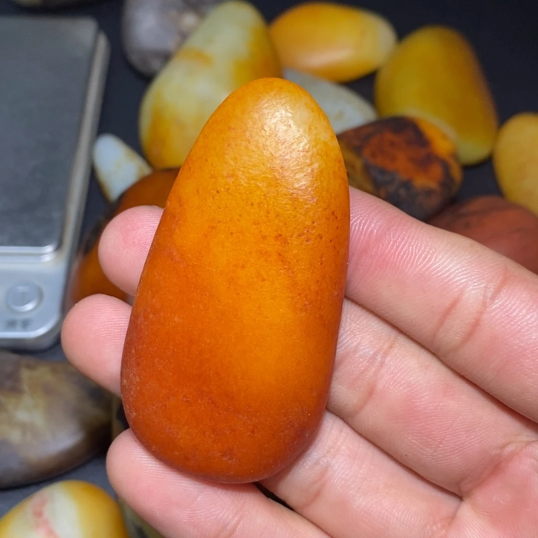 和田玉未镶嵌珠宝奇石