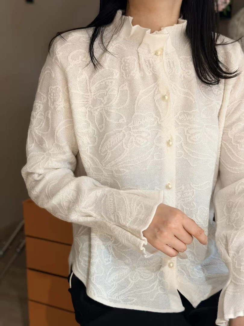 新款蕾丝气质针织开衫