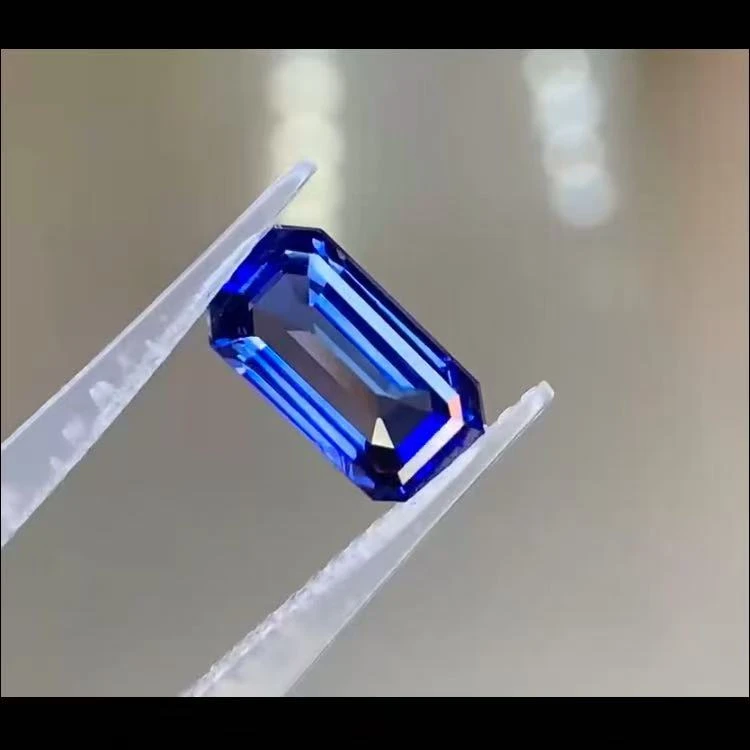 天然 斯里兰卡 矢车菊 蓝宝石、3.29克拉