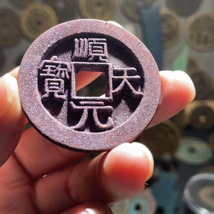 铜霸***哥现代工艺品仿制品