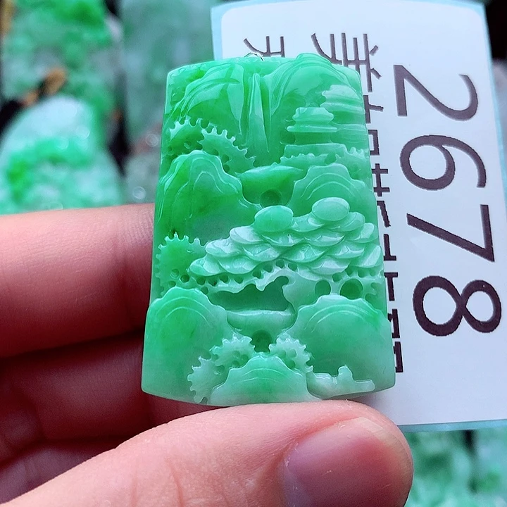 翡翠未镶嵌吊坠(不含链)