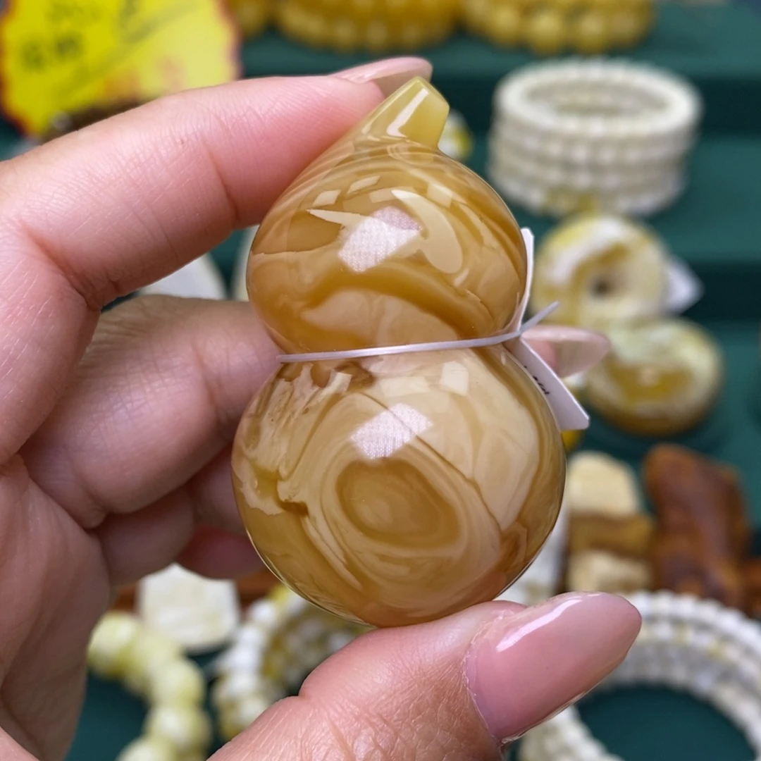 蜜蜡未镶嵌裸石葫芦