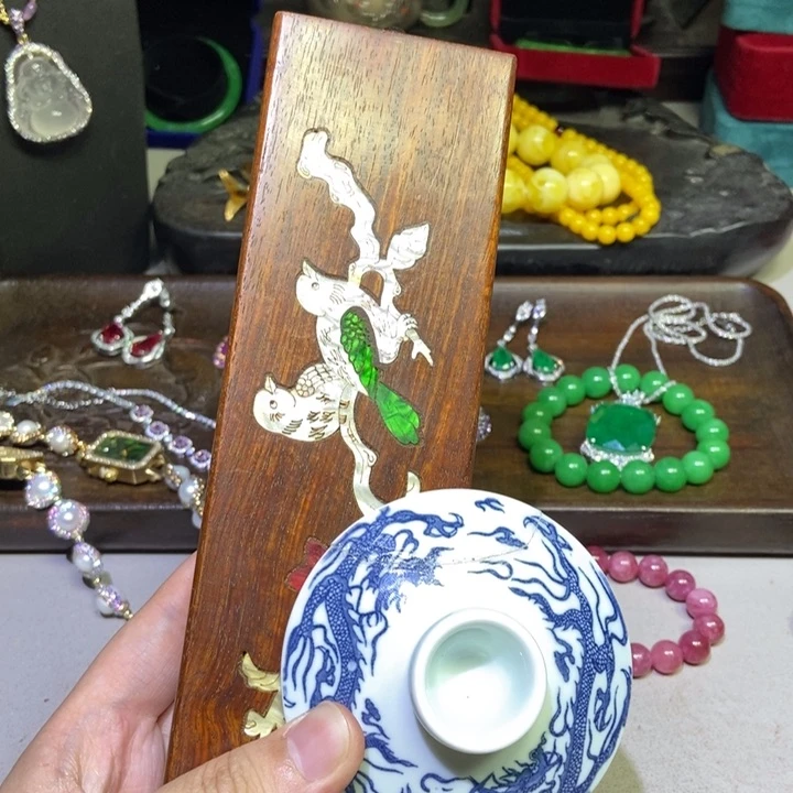 瓷片宝贝哈哈哈哈哈哈哈哈哈哈