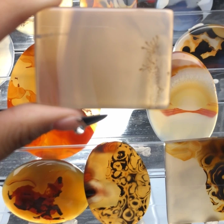 玛瑙/玉髓颈饰未镶嵌180