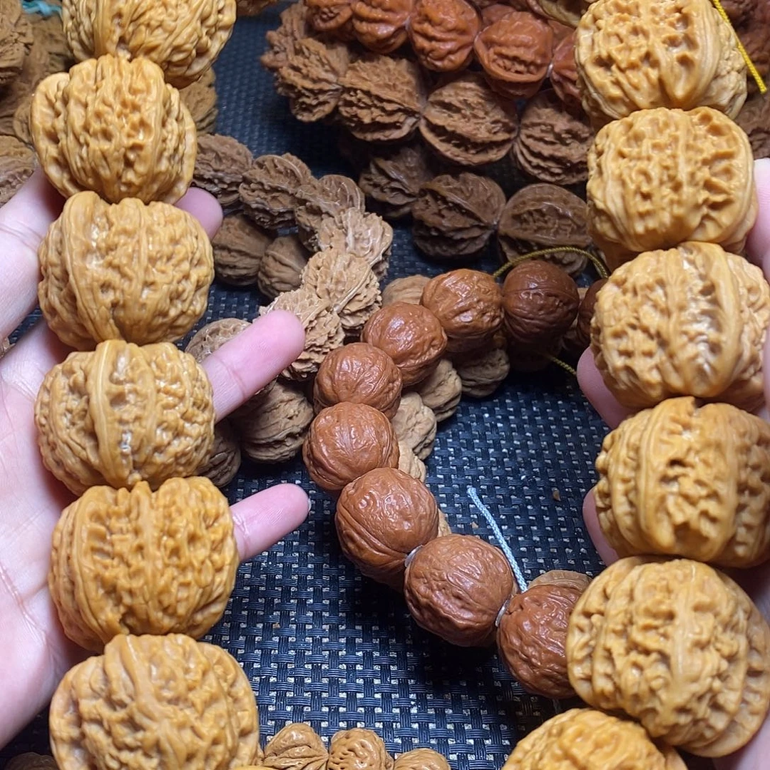 文玩核桃手串白狮子手持