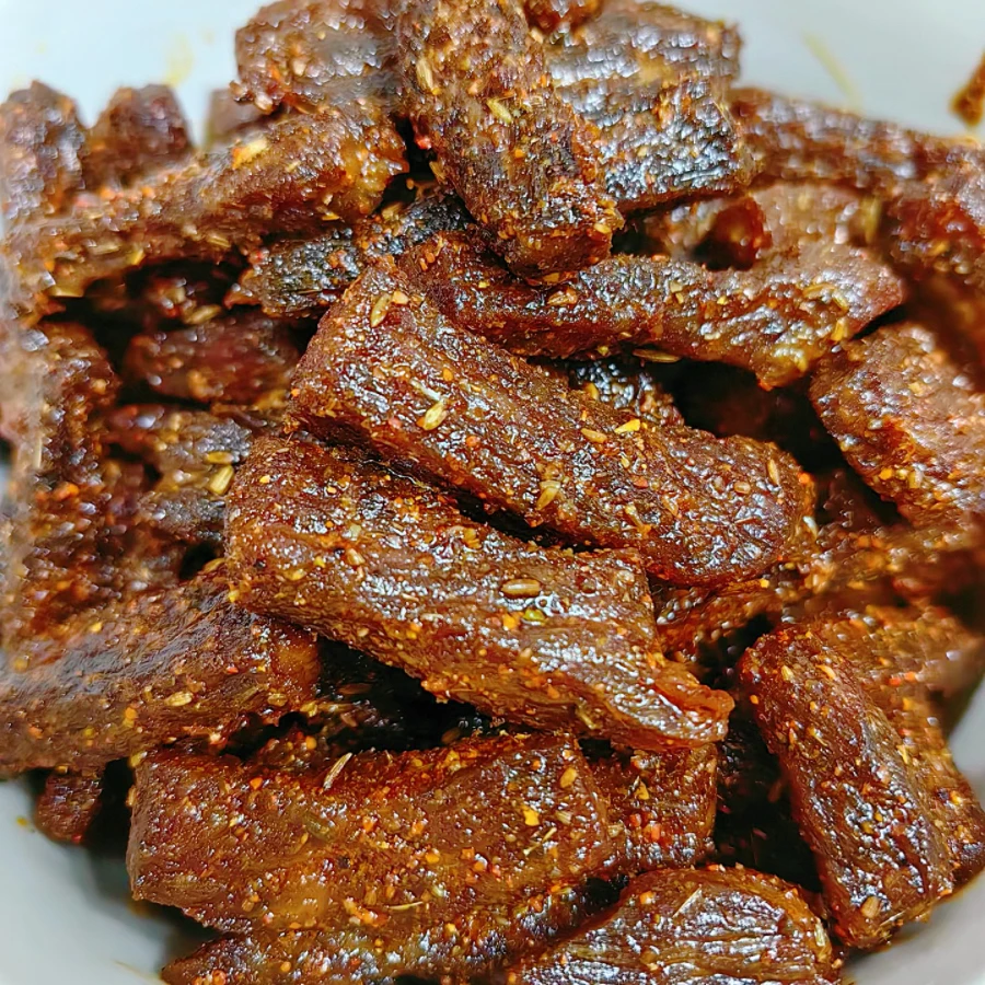 手撕牛肉干五香味真牛肉麻辣味即食休闲零食