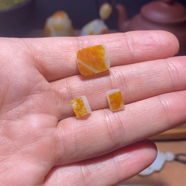 和田玉未镶嵌吊坠(不含链)